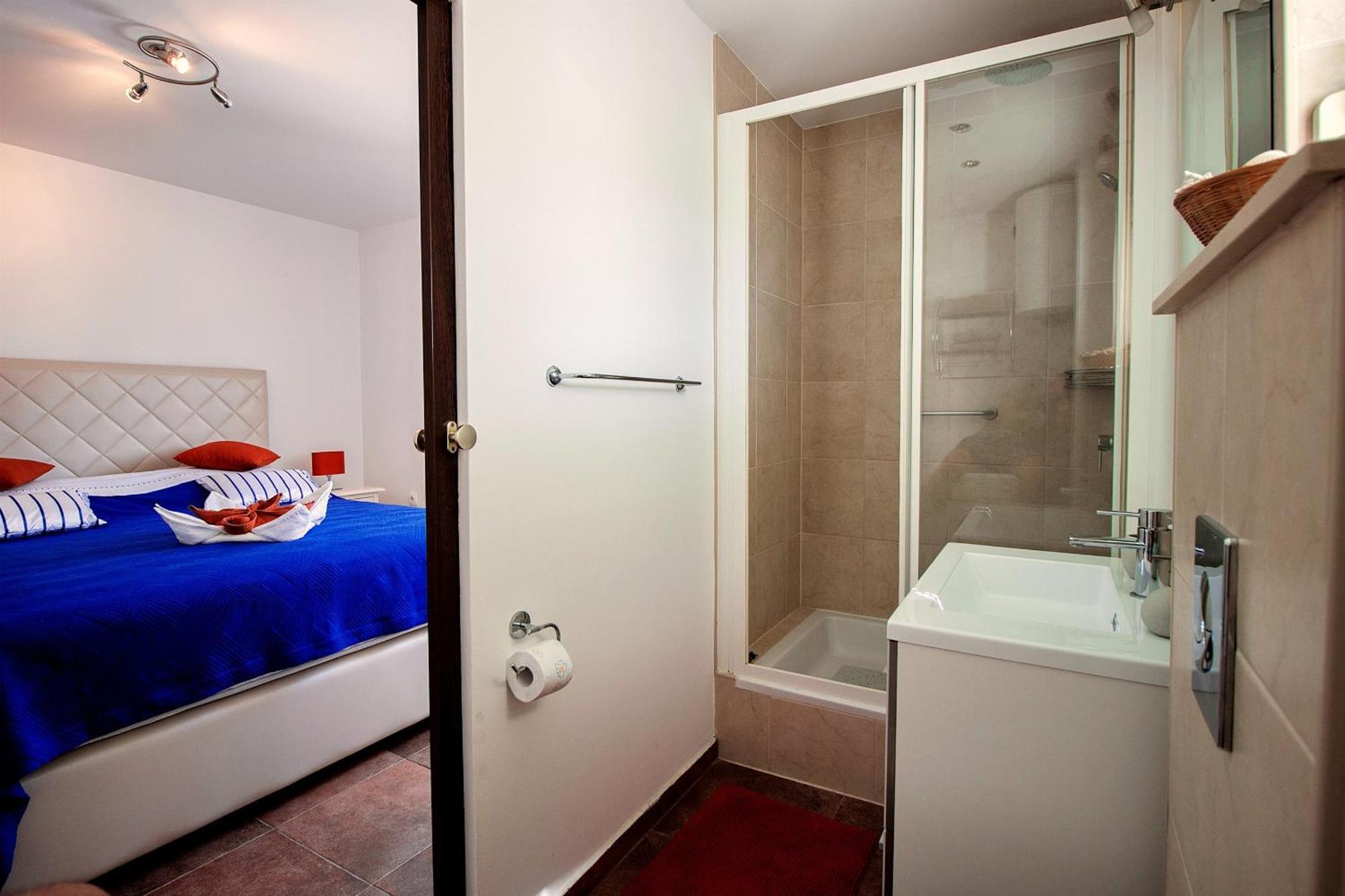 Sandy Beach Apartments Duce Room photo