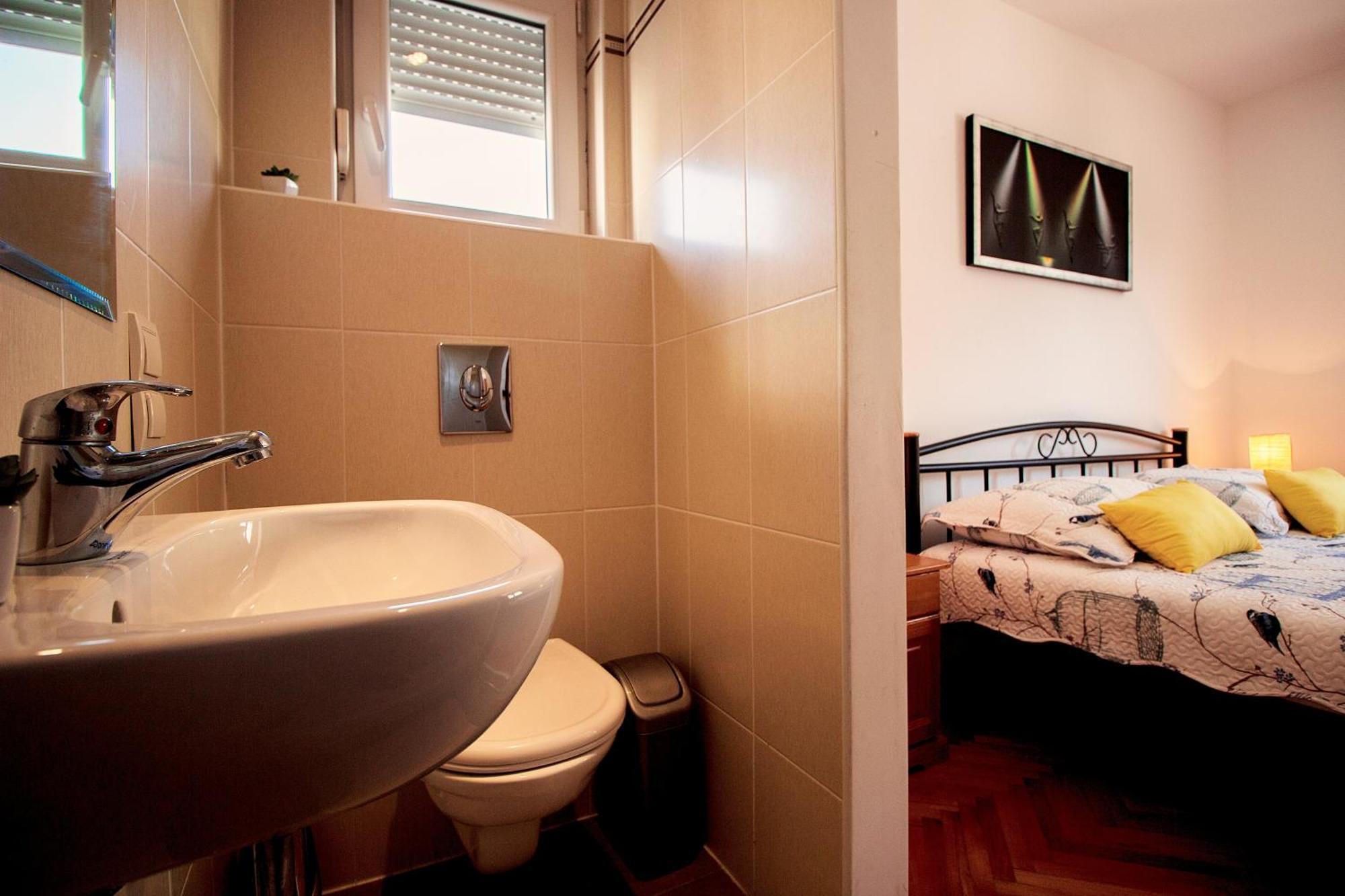 Sandy Beach Apartments Duce Room photo